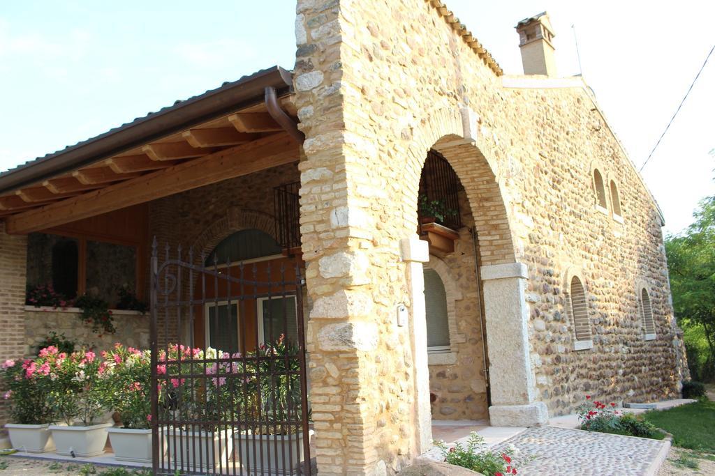 Апартаменти Giardino Degli Ulivi Капріно-Веронезе Екстер'єр фото